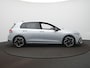 Volkswagen Golf 1.5 eTSI R-Line Edition Autoomaat - Camera - IQ light - Stoelverwarming - ACC