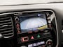 Mitsubishi Outlander 2.0 PHEV Deluxe 203Pk Automaat (NAVIGATIE, LEDER/ALCANTARA, CAMERA, STOELVERWARMING, SPORTSTOELEN, GETINT GLAS, TREKHAAK, KEYLESS, NIEUWSTAAT)