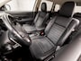 Mitsubishi Outlander 2.0 PHEV Deluxe 203Pk Automaat (NAVIGATIE, LEDER/ALCANTARA, CAMERA, STOELVERWARMING, SPORTSTOELEN, GETINT GLAS, TREKHAAK, KEYLESS, NIEUWSTAAT)