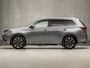 Mitsubishi Outlander 2.0 PHEV Deluxe 203Pk Automaat (NAVIGATIE, LEDER/ALCANTARA, CAMERA, STOELVERWARMING, SPORTSTOELEN, GETINT GLAS, TREKHAAK, KEYLESS, NIEUWSTAAT)