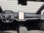 Volvo EX30 Single Motor Extended Range Plus 69 kWh / Pine interieur / Trekhaak / Stoel & stuur verwarming /