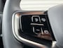 Volvo EX30 Single Motor Extended Range Plus 69 kWh / Pine interieur / Trekhaak / Stoel & stuur verwarming /