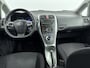 Toyota Auris 1.8 Full Hybrid Dynamic