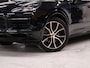 Porsche Cayenne 3.0 E-Hybrid [LUCHTVERING, SCHUIFKANTELDAK, MEMORY SEATS, ADAPTIVE CRUISE CONTROL, APPLE CARPLAY, HUD, BOSE, 360 CAMERA, PDC V+A, CLIMATE CONTROL]