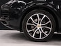 Porsche Cayenne 3.0 E-Hybrid [LUCHTVERING, SCHUIFKANTELDAK, MEMORY SEATS, ADAPTIVE CRUISE CONTROL, APPLE CARPLAY, HUD, BOSE, 360 CAMERA, PDC V+A, CLIMATE CONTROL]