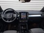 Volvo XC40 2.0 B4 Plus Dark / Audio Harman Kardon / 18" velgen / Trekhaak elektrisch uitklapbaar /