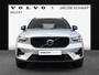 Volvo XC40 2.0 B4 Plus Dark / Audio Harman Kardon / 18" velgen / Trekhaak elektrisch uitklapbaar /