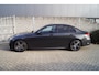 Mercedes-Benz C-klasse 180 AMG Line Autom Leder/Alcantara Sportst Stoelverw Navi Camera Clima Adaptieve Cruise LED Kopl LMV Trekh