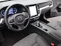Volvo V60 2.0 B4 Core | Achteropkomend verkeer waarschuwing | Achterruitverwarming | Achteruitrij assistent