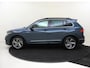 Volkswagen Tiguan 1.4 TSI eHybrid R-Line Business | SoH 90% | Trekhaak | Achteruitrijcamera | Parkeerassistent | 3-zone airco | Dodehoek detectie | Keyless | Adaptieve cruise control | CarPlay |