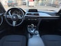 BMW 3-Serie 320i Executive/ AUTOMAAT/ M pakket/ nap/ dealeronderhouden/ 1jaar apk/ volle opties.