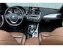 BMW 2-Serie Cabrio 220i Sport | Leder | Stoelverwarming | LED | Parkeersensoren | Cruise control
