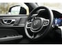 Volvo V60 T6 350PK AWD Plus Dark | Trekhaak | Verwarmde voorruit | 360