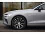 Volvo V60 T6 350PK AWD Plus Dark | Trekhaak | Verwarmde voorruit | 360
