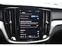 Volvo V60 T6 350PK AWD Plus Dark | Trekhaak | Verwarmde voorruit | 360