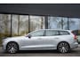 Volvo V60 T6 350PK AWD Plus Dark | Trekhaak | Verwarmde voorruit | 360