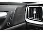 Volvo V60 T6 350PK AWD Plus Dark | Trekhaak | Verwarmde voorruit | 360