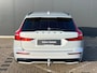 Volvo V60 T6 Plug-in hybrid AWD Plus Dark | Trekhaak | Harman/Kardon | Verwarmbare Stoelen / Stuurwiel | 360° Camera |