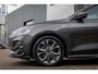 Ford Focus Wagon 1.0 EcoBoost Hybrid ST Line | Trekhaak | Stoel/stuur/voorruit verwarming | Cruise adaptief | Dodehoek detectie | Camera | Apple Carplay/Android Auto | Achteruitrijcamera | Apple Carplay/Android Auto|telefoonintegratie premium | Cruise control adaptief met Stop&Go en stuurhulp
