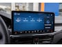 Ford Focus Wagon 1.0 EcoBoost Hybrid ST Line | Trekhaak | Stoel/stuur/voorruit verwarming | Cruise adaptief | Dodehoek detectie | Camera | Apple Carplay/Android Auto | Achteruitrijcamera | Apple Carplay/Android Auto|telefoonintegratie premium | Cruise control adaptief met Stop&Go en stuurhulp