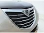 Lancia Ypsilon 0.9 TwinAir Platinum Automaat | Panoramadak | Leder | Clima | 15" Velgen | Navi | PDC | Cruise |
