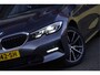 BMW 3-Serie 318i Automaat! Executive Sportline BJ2021 Lmv 18" | Led V+A | Pdc | Navi | Elek. trekhaak | Dashboard verlichting | Virtual cockpit | Climate control | Cruise control | Elek. Be stoel + Mem | Sportstoelen | Zwarte hemel | Getint glas