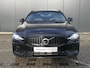 Volvo V60 T6 Plug-in hybrid AWD Plus Dark | Trekhaak | Harman/Kardon | Verwarmbare Stoelen / Stuurwiel | 360° Camera |