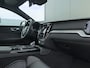 Volvo V60 T6 Plug-in hybrid AWD Plus Dark | Trekhaak | Harman/Kardon | Verwarmbare Stoelen / Stuurwiel | 360° Camera |