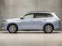 Mitsubishi Outlander 2.0 PHEV Deluxe 203Pk (SCHUIFDAK, NAVIGATIE, CAMERA, LEDER, STOELVERWARMING, ADAPTIVE CRUISE, GETINT GLAS, STANDKACHEL, KEYLESS, LANE ASSIST, NIEUWSTAAT)