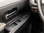 Mitsubishi Outlander 2.0 PHEV Deluxe 203Pk (SCHUIFDAK, NAVIGATIE, CAMERA, LEDER, STOELVERWARMING, ADAPTIVE CRUISE, GETINT GLAS, STANDKACHEL, KEYLESS, LANE ASSIST, NIEUWSTAAT)