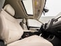 Mitsubishi Outlander 2.0 PHEV Deluxe 203Pk (SCHUIFDAK, NAVIGATIE, CAMERA, LEDER, STOELVERWARMING, ADAPTIVE CRUISE, GETINT GLAS, STANDKACHEL, KEYLESS, LANE ASSIST, NIEUWSTAAT)