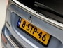Mitsubishi Outlander 2.0 PHEV Deluxe 203Pk (SCHUIFDAK, NAVIGATIE, CAMERA, LEDER, STOELVERWARMING, ADAPTIVE CRUISE, GETINT GLAS, STANDKACHEL, KEYLESS, LANE ASSIST, NIEUWSTAAT)