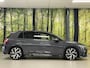 Volkswagen Golf 2.0 TDI R-Line | Apple Carplay | Stuurverwarming | DAB | Sfeerverlichting | Navigatie | Achteruitrijcamera |