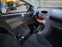 Peugeot 107 1.0-12V Urban Move AIRCO APK