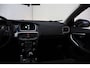 Volvo V40 2.0 T2 Nordic | Trekhaak | Navigatie | Cruise Control