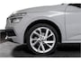 Skoda Kamiq 1.0 TSI 115 PK Sport Business - Automaat | Pano | Dig. Cockpit | Adapt. Cruise | Stoelverw. | PDC | Camera | NAV + App. Connect | ECC | Elek. Klep | Elek. Trekhaak | LM 18" |