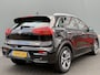 Kia e-Niro BWJ 2020 DynamicLine 204 PK 64 kWh FULL LED | HALF LEDER | ADAPTIVE CRUISE | STOEL + STUURVERW. | CAMERA | CARPLAY + ANDROID | NAVI | CLIMA | LMV | PDC