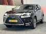 Lexus NX NX300H AWD LUXURY EDITION PANORAMADAK NAVIGATIE LEDER ACHTRUITRIJ CAMERA ELECTRISCHE ACHTERKLEP STOELVERWARMING ZEER MOOI !!