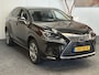 Lexus NX NX300H AWD LUXURY EDITION PANORAMADAK NAVIGATIE LEDER ACHTRUITRIJ CAMERA ELECTRISCHE ACHTERKLEP STOELVERWARMING ZEER MOOI !!