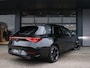 CUPRA Leon Sportstourer 1.4 e-Hybrid 245pk VZ | Trekhaak | Stoel -& stuurwiel verwarmd | Parkeersensor achter | Navigatie | Apple Carplay / Android Auto | Sfeerverlichting |