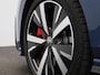 Volkswagen Golf 1.5 eHybrid GTE 272 PK | Panoramdak | 18 Inch Catania Velgen | Head-Up Display | 360 Camera | Trekhaak | Stoelverwarming | Stuurwielverwarming | Black Style | LED Matrix