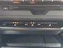Lexus UX 250h Preference Line | 18 inch, Stoel + Stuurverwarming, Apple CarPlay/Android Auto, Keyless, Privacy Glass