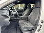 Lexus UX 250h Preference Line | 18 inch, Stoel + Stuurverwarming, Apple CarPlay/Android Auto, Keyless, Privacy Glass
