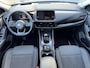Nissan Qashqai 1.3 MHEV Premiere Edition / Dealeronderhouden / Trekhaak (1400kg) / Head-up Display / Panoramadak / Adaptieve Cruise Control / Rondzichtcamera / Climate Control / Apple Carplay & Android Auto / Dodehoekdetectie / Parkeersensoren Voor & Achter /