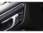 Porsche Macan 2.0 , Panoramadak, Memory, NAP, Luchtvering,