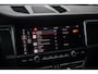 Porsche Macan 2.0 , Panoramadak, Memory, NAP, Luchtvering,
