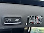 Volvo XC40 Recharge P8 AWD R-Design Volvo Dealer auto, Lederen bekleding, Parkeer camera, Verwarmde stoelen voor. Extra getint glas, Verwarmd stuurwiel, Parkeer verwarming, Apple Car Play / Android Auto 1e eigenaar