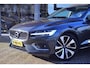 Volvo V60 2.0 T4 Inscription met PANO LED HUD LEDER CARPLAY