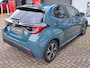 Toyota Yaris 1.5 Hybrid 115 Dynamic COMFORT PACK NIEUW&DIRECT LEVERBAAR! PARKEERSENSOREN STOEL/STUURVERWARMING NAVIGATIE