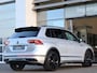 Volkswagen Tiguan 1.5 TSI 150 pk DSG R-Line | Black Style | Matrix LED | App Connect | ACC | Climatronic | Stoel + Stuurverwarming | Elektrische Klep | keyless | Camera |